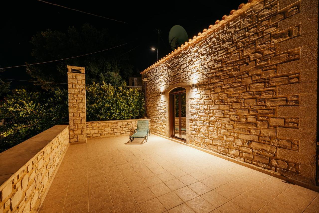 Villa Olympia - Villa Erato Prinés Exteriör bild